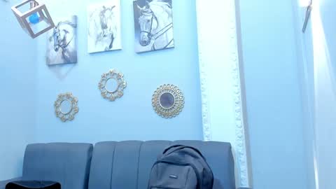 prince_arthur77 online show from March 12, 12:36 pm