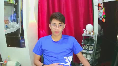 Snapshot of prince_harrison chatting on October 11, 5:49 pm prince_harrison online show from October 11, 5:49 pm