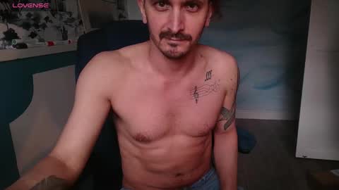 Riffraff online show from April 21, 12:12 pm