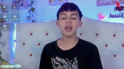 Snapshot of princeapolo_anki chatting on October 14, 8:56 pm Prince online show from October 14, 8:56 pm