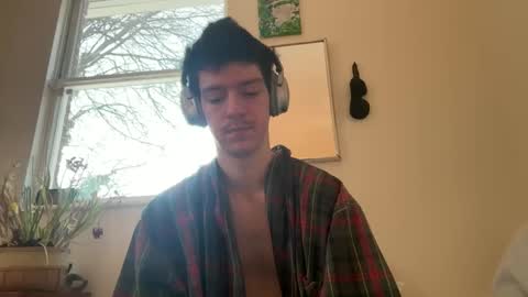 Peaches online show from January 24, 5:11 pm