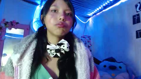 Snapshot of princess_elia chatting on October 16, 1:05 am Elia online show from October 16, 1:05 am