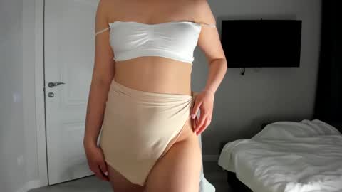 Snapshot of princess_moana chatting on February 28, 4:10 pm princess_moana online show from February 28, 4:10 pm