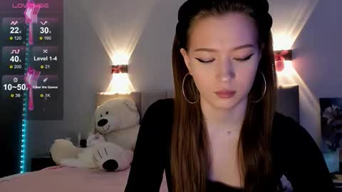 Princess Diana online show from September 22, 7:18 pm