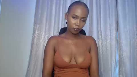 Snapshot of princess_princessa chatting on February 2, 8:13 am princess_princessa online show from February 2, 8:13 am