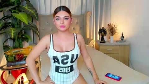 Snapshot of princesshugecumontop chatting on October 8, 11:49 am PrincessDONT FORGET TO FOLLOW ME online show from October 8, 11:49 am