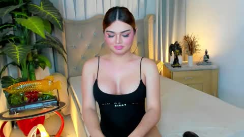Snapshot of princesshugecumontop chatting on October 10, 3:07 pm PrincessDONT FORGET TO FOLLOW ME online show from October 10, 3:07 pm