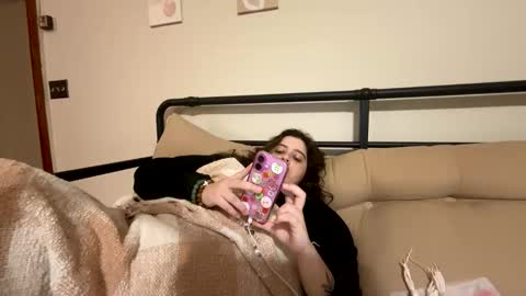 princessviccxo online show from February 12, 2:15 am