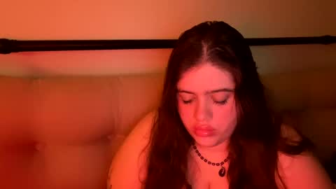 Snapshot of princesslaylaa chatting on December 7, 5:54 am princessviccxo online show from December 7, 5:54 am