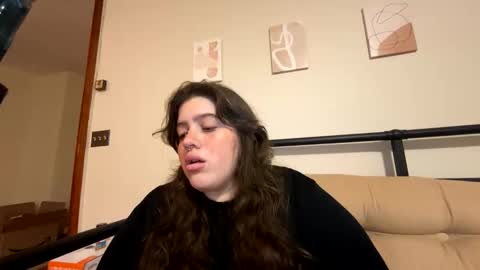 Snapshot of princesslaylaa chatting on October 18, 7:56 am princessviccxo online show from October 18, 7:56 am