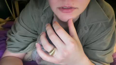 Snapshot of princessoftenis44 chatting on February 12, 1:19 am princessoftenis44 online show from February 12, 1:19 am