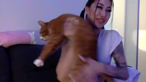 PrincessPinky444 online show from May 7, 3:46 am