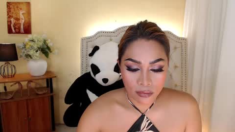 Snapshot of princessyanzy chatting on February 6, 12:04 pm princessyanzy1 online show from February 6, 12:04 pm