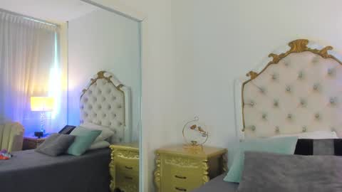 Snapshot of princsgirl_ chatting on February 22, 7:14 pm Marcela online show from February 22, 7:14 pm