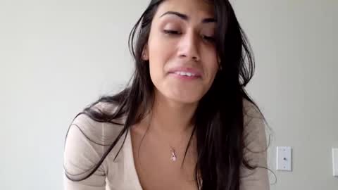 Prinxessally online show from January 4, 4:54 pm