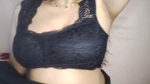 priyu_ online show from January 11, 3:01 am