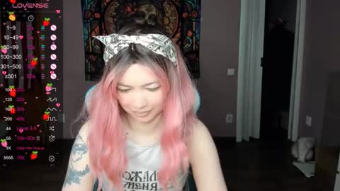 Di online show from March 31, 7:09 am