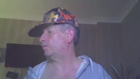 projectorepson online show from February 2, 7:54 pm