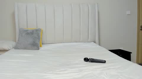 proudafricaka online show from November 24, 4:11 am