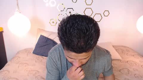 Adris  Juan online show from October 17, 2:04 am