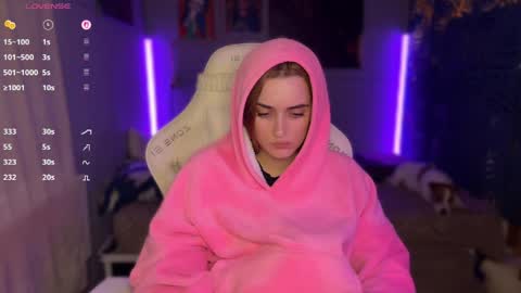 Queen of Pain online show from April 9, 6:19 am