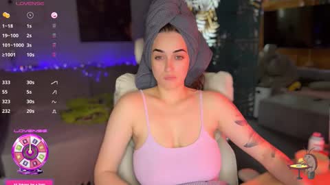 Queen of Pain online show from September 24, 3:41 pm