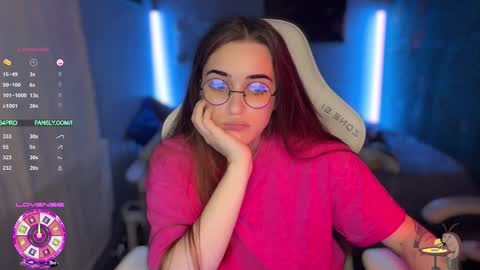 Queen of Pain online show from December 20, 5:25 am