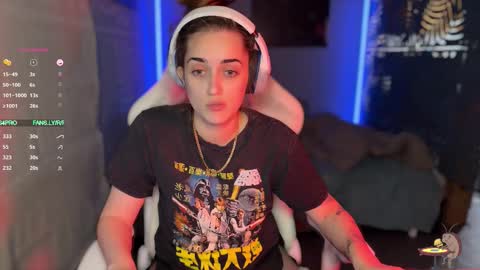 Queen of Pain online show from November 10, 1:47 pm