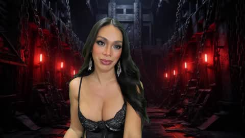 Snapshot of psychiq chatting on December 8, 2:30 pm psychiq online show from December 8, 2:30 pm