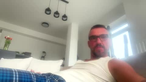 Snapshot of publicnakedtom chatting on February 16, 1:49 pm publicnakedtom online show from February 16, 1:49 pm