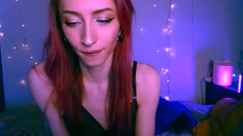 Snapshot of pufpufog chatting on February 22, 12:29 pm EsteticHouse online show from February 22, 12:29 pm