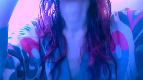 Snapshot of pufpufog chatting on February 4, 10:32 am EsteticHouse online show from February 4, 10:32 am