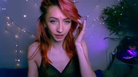 Snapshot of pufpufog chatting on January 4, 12:27 pm EsteticHouse online show from January 4, 12:27 pm