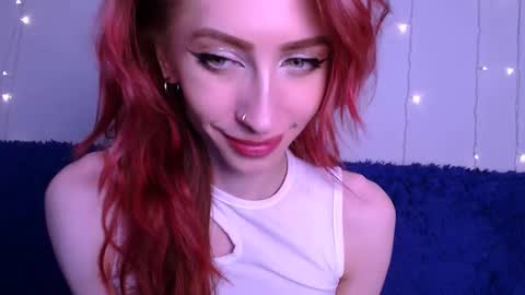 Snapshot of pufpufog chatting on March 8, 12:52 pm EsteticHouse online show from March 8, 12:52 pm