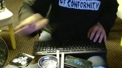 Jojo online show from November 29, 3:41 pm