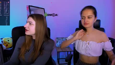 Snapshot of pure_radiance chatting on October 20, 8:52 am Ask me3 online show from October 20, 8:52 am