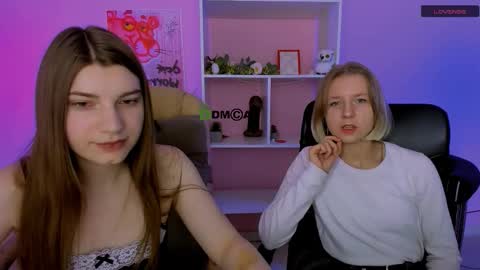 Snapshot of pure_radiance chatting on September 13, 8:17 am Ask me3 online show from September 13, 8:17 am