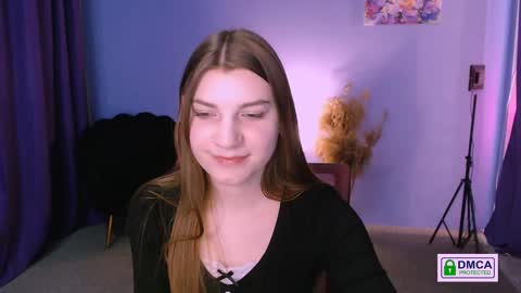 Snapshot of pure_radiance chatting on January 7, 3:44 pm Ask me3 online show from January 7, 3:44 pm