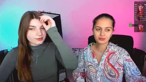 Snapshot of pure_radiance chatting on October 16, 1:22 pm Ask me3 online show from October 16, 1:22 pm