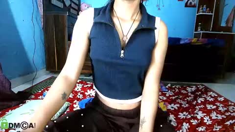 Snapshot of pureannuals chatting on February 12, 6:40 am Pureannuals online show from February 12, 6:40 am