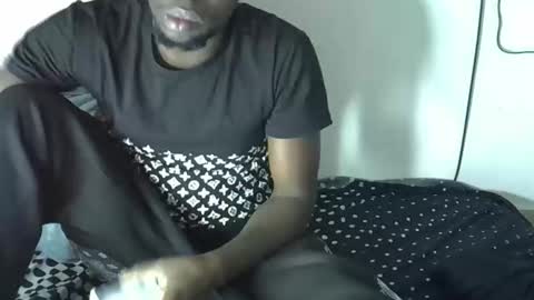 Snapshot of pureblack_ chatting on October 9, 9:15 am Pureblack online show from October 9, 9:15 am