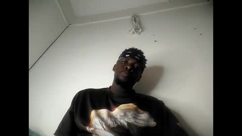Snapshot of pureblack_ chatting on October 10, 9:59 am Pureblack online show from October 10, 9:59 am