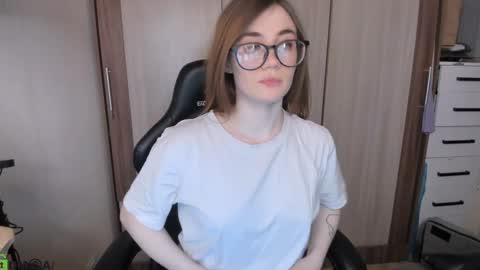 Snapshot of pureheartt chatting on January 23, 3:32 pm I am Mila online show from January 23, 3:32 pm