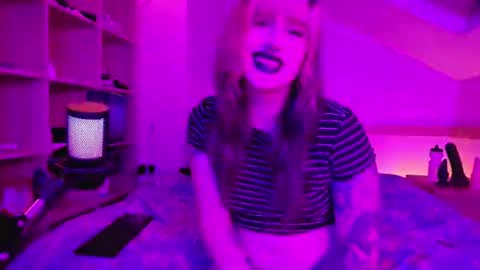 puritySTINKS online show from December 17, 8:26 pm