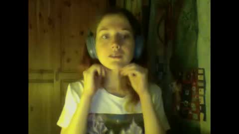 Snapshot of purple_cat55 chatting on February 25, 4:35 pm purple_cat55 online show from February 25, 4:35 pm