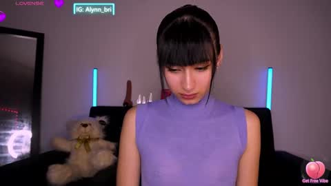 Alynn online show from February 27, 1:53 am