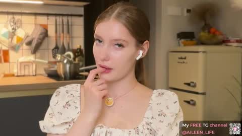 Aileen online show from September 20, 7:39 pm