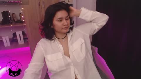 Mari online show from March 24, 4:07 am