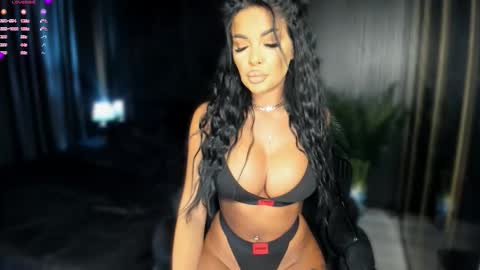 Andreea online show from January 5, 8:23 pm