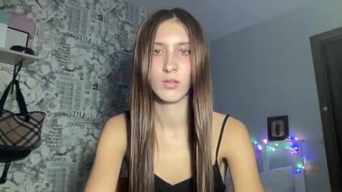 pussygirl007 online show from December 25, 10:50 am